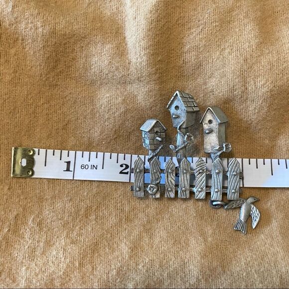 Vintage Spoont Birdhouse Bird Pewter 4189 Brooch - Picture 4 of 6